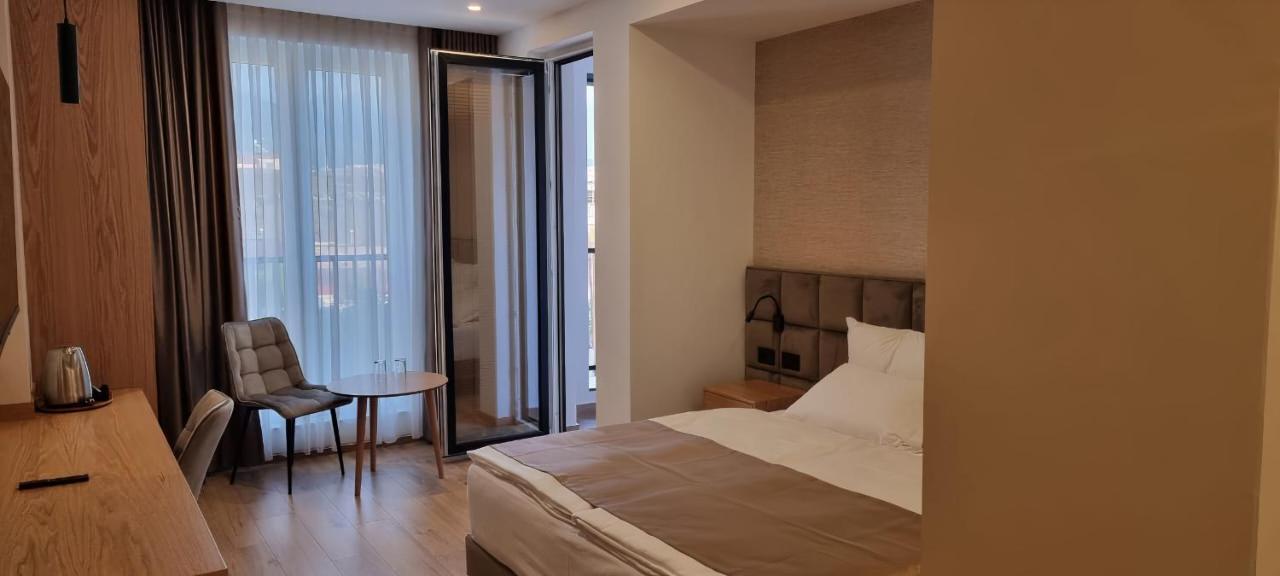 Sibb Hotel Tirana Exterior photo